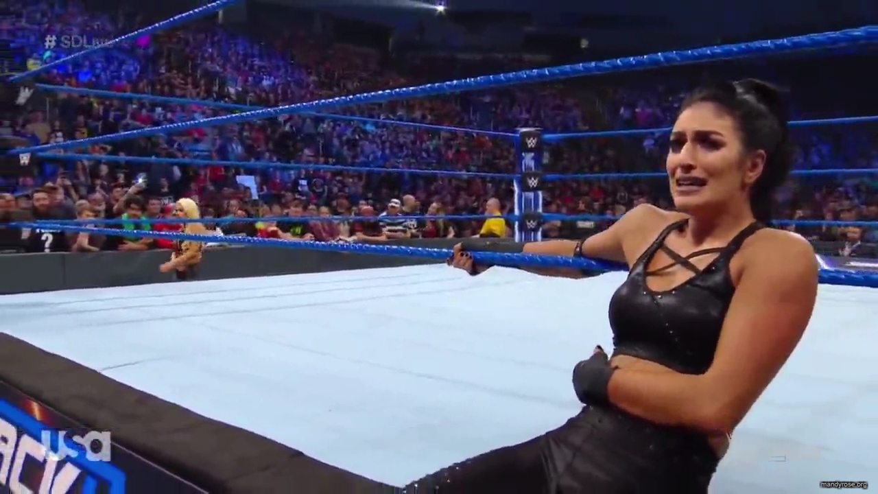 WWE_SmackDown_Live_2019_03_12_720p_mp4_mp40292.jpg