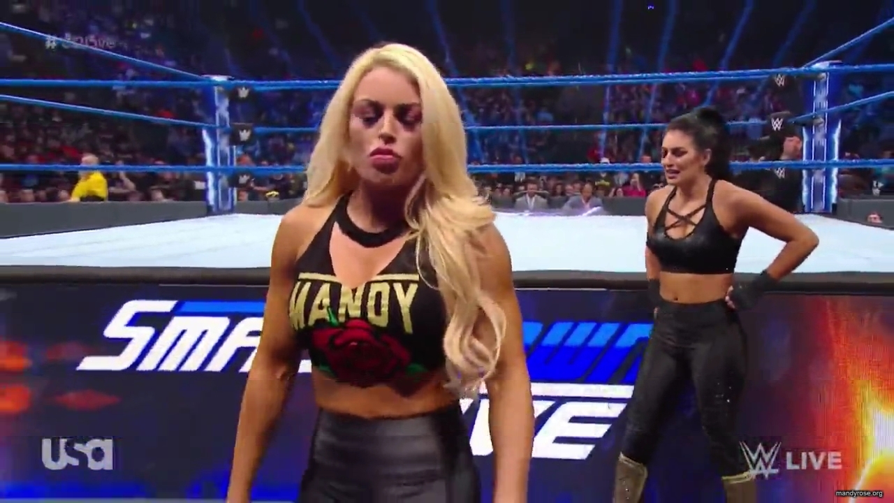 WWE_SmackDown_Live_2019_03_12_720p_mp4_mp40306.jpg