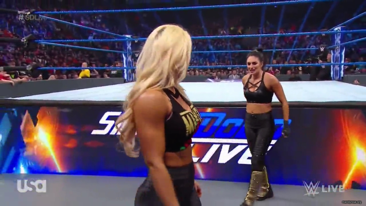 WWE_SmackDown_Live_2019_03_12_720p_mp4_mp40307.jpg