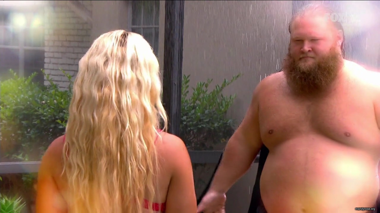 WWE_SmackDown_Live_5_29_20_x264_HDTV_720p_DaShield_mp40143.jpg