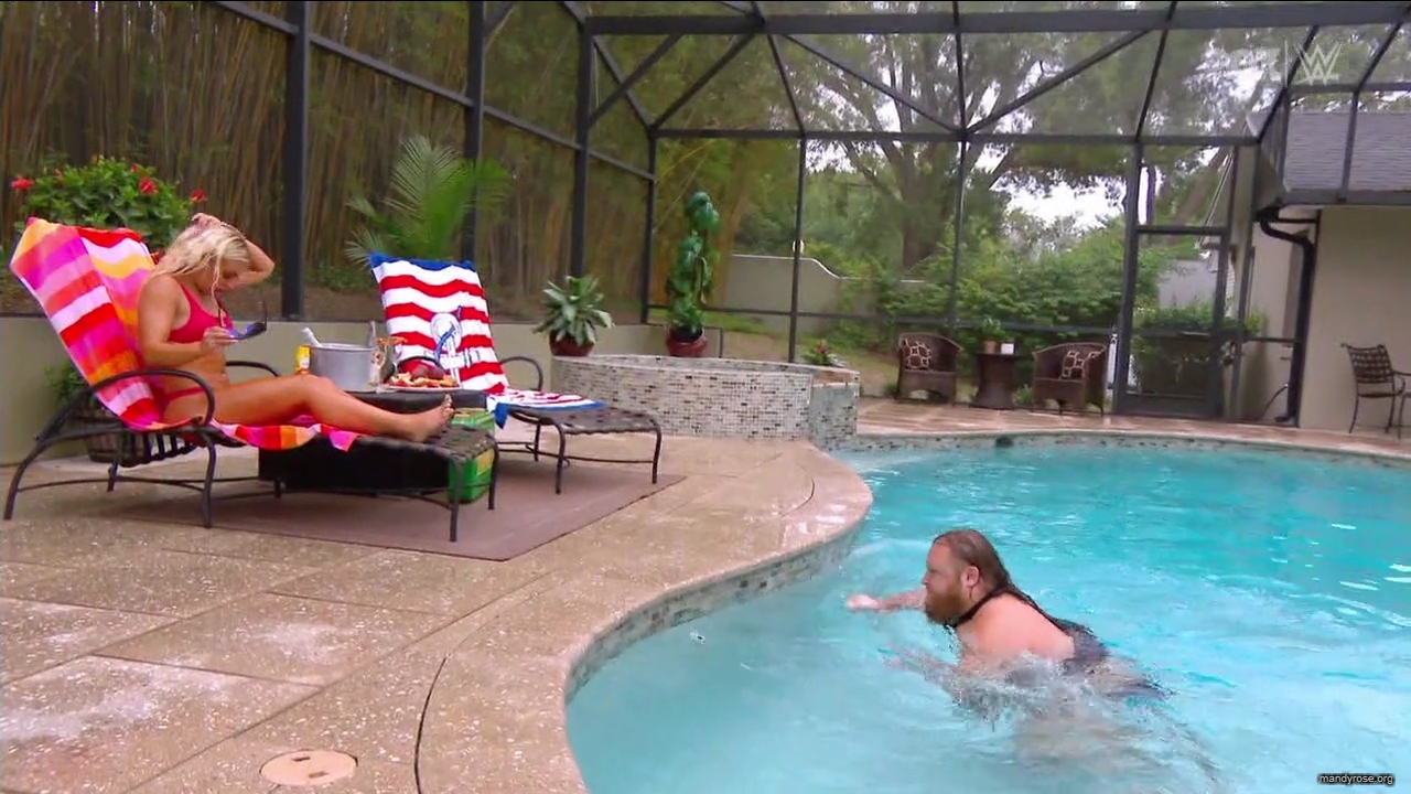 WWE_SmackDown_Live_5_29_20_x264_HDTV_720p_DaShield_mp40171.jpg