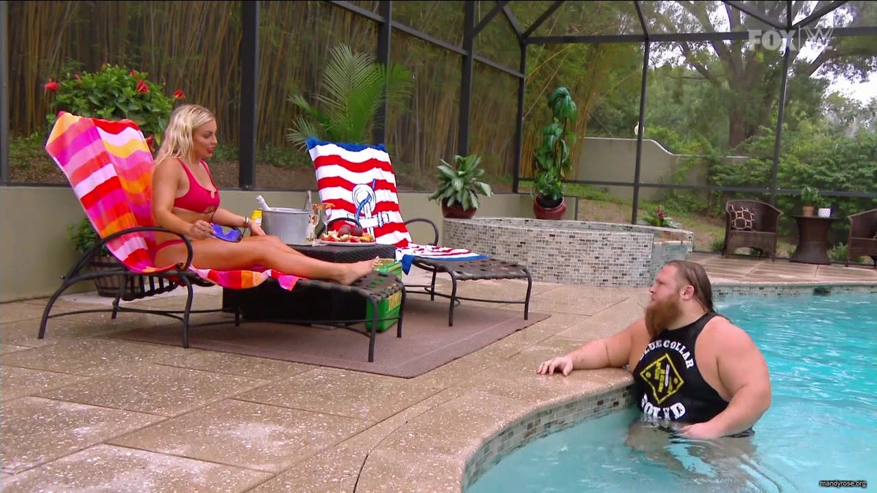 WWE_SmackDown_Live_5_29_20_x264_HDTV_720p_DaShield_mp40180.jpg