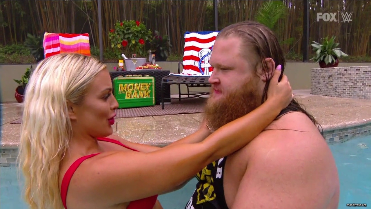 WWE_SmackDown_Live_5_29_20_x264_HDTV_720p_DaShield_mp40207.jpg