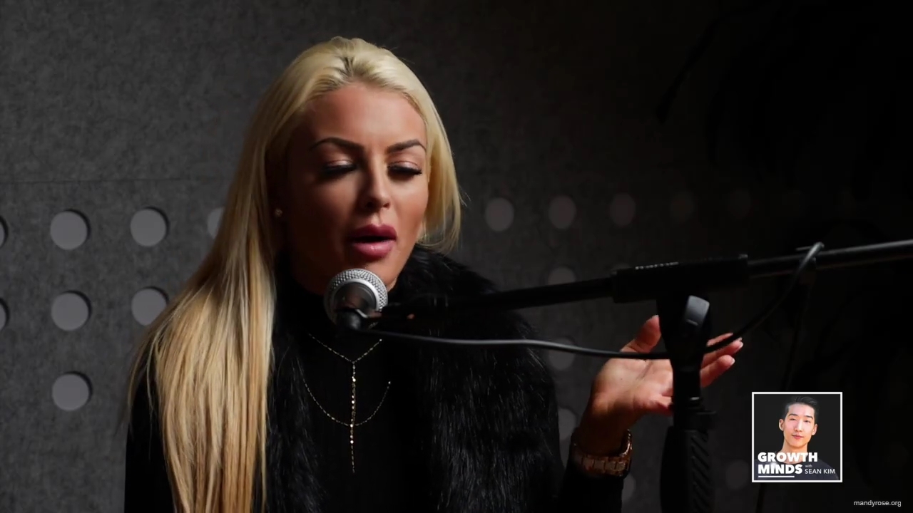 WWE_Superstar_Mandy_Rose_on_Dealing_With_People_Who_Underestimate_You_mp40037.jpg