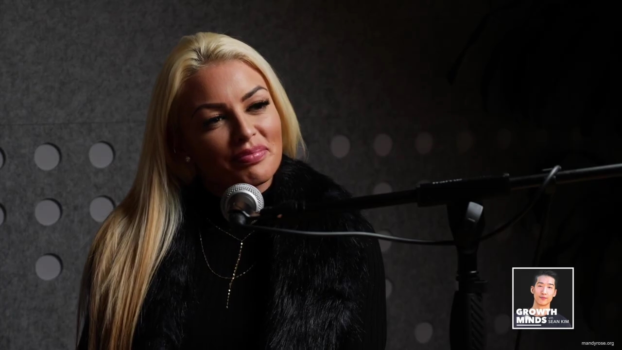 WWE_Superstar_Mandy_Rose_on_Dealing_With_People_Who_Underestimate_You_mp40107.jpg