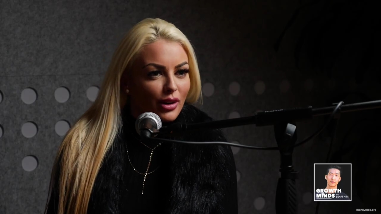 WWE_Superstar_Mandy_Rose_on_Dealing_With_People_Who_Underestimate_You_mp40113.jpg
