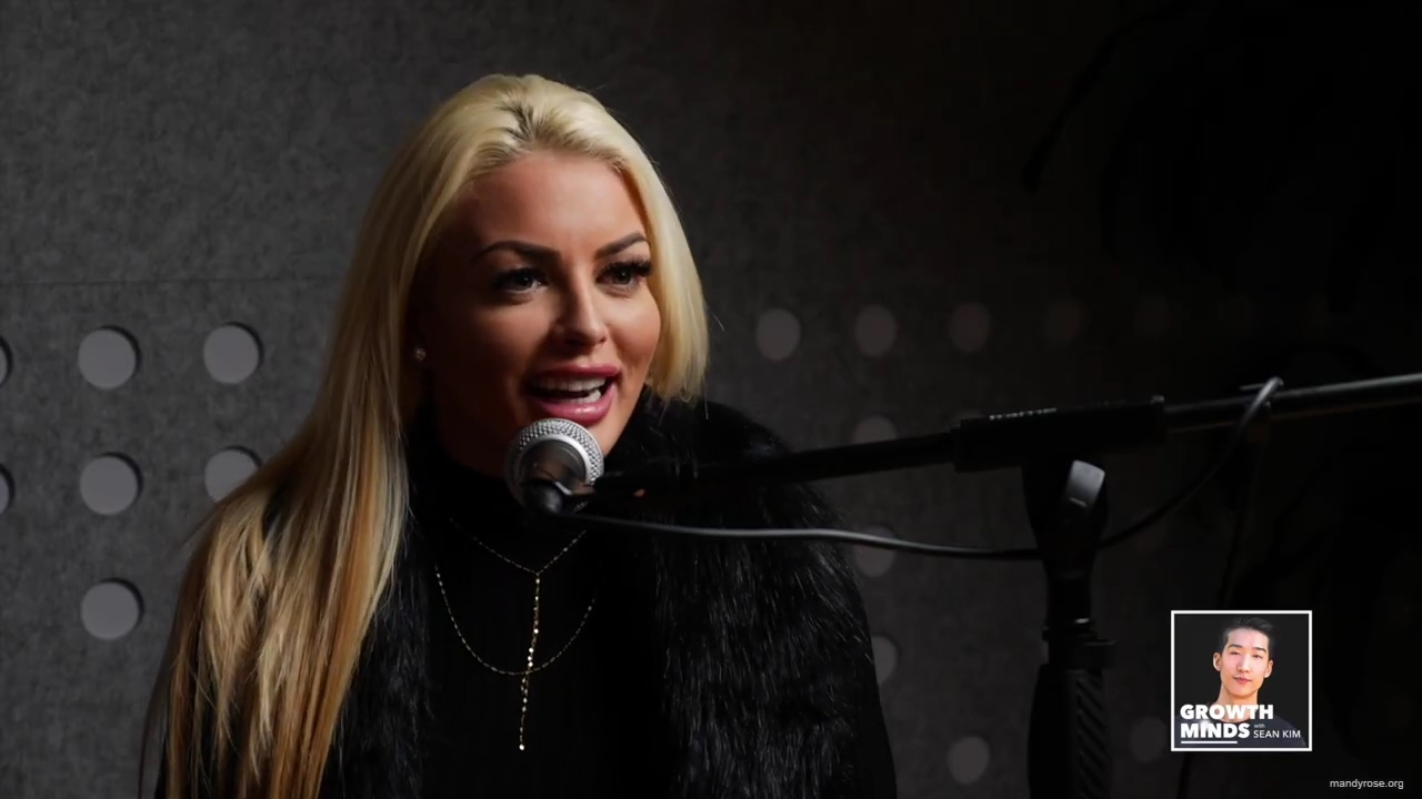 WWE_Superstar_Mandy_Rose_on_Dealing_With_People_Who_Underestimate_You_mp40142.jpg