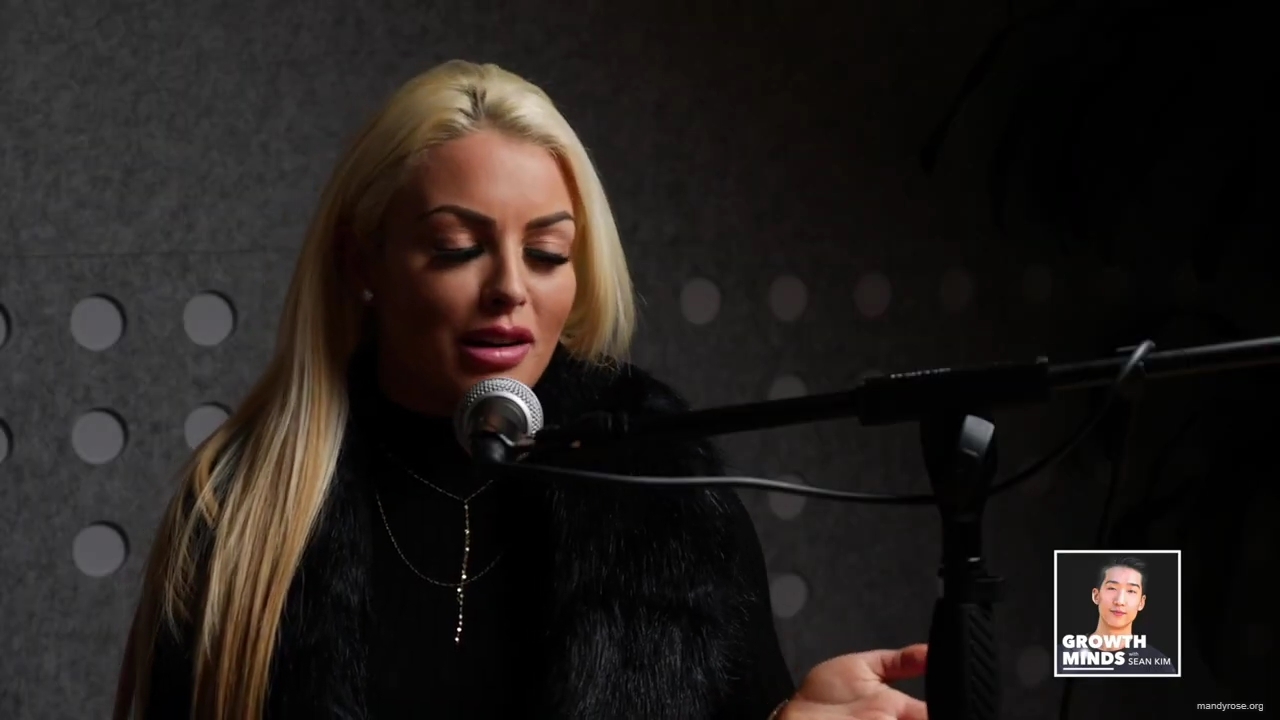 WWE_Superstar_Mandy_Rose_on_Dealing_With_People_Who_Underestimate_You_mp40148.jpg