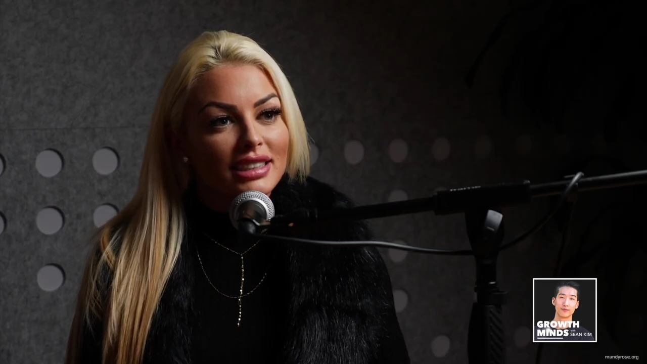 WWE_Superstar_Mandy_Rose_on_Dealing_With_People_Who_Underestimate_You_mp40153.jpg