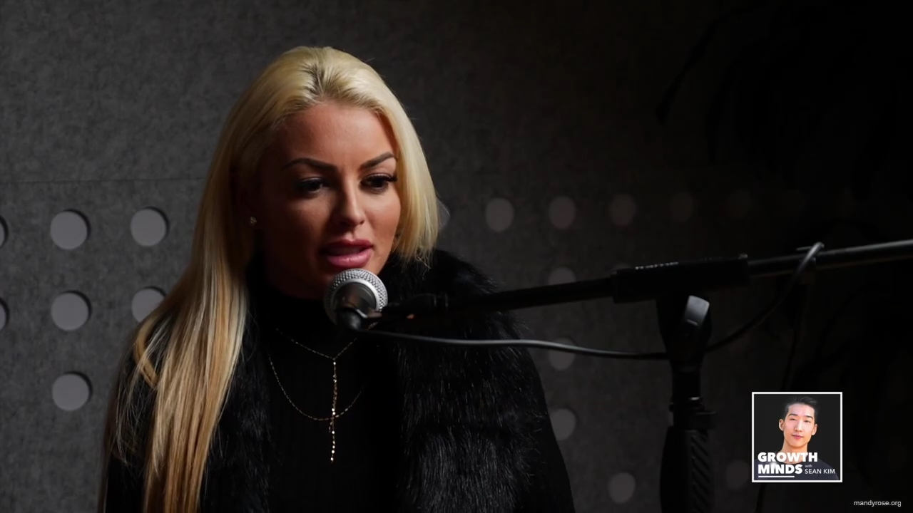 WWE_Superstar_Mandy_Rose_on_Dealing_With_People_Who_Underestimate_You_mp40165.jpg