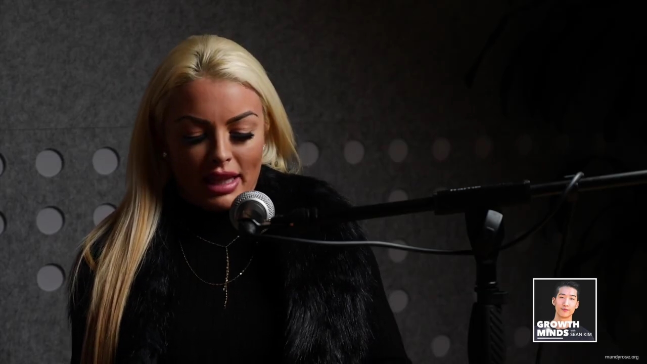 WWE_Superstar_Mandy_Rose_on_Dealing_With_People_Who_Underestimate_You_mp40208.jpg