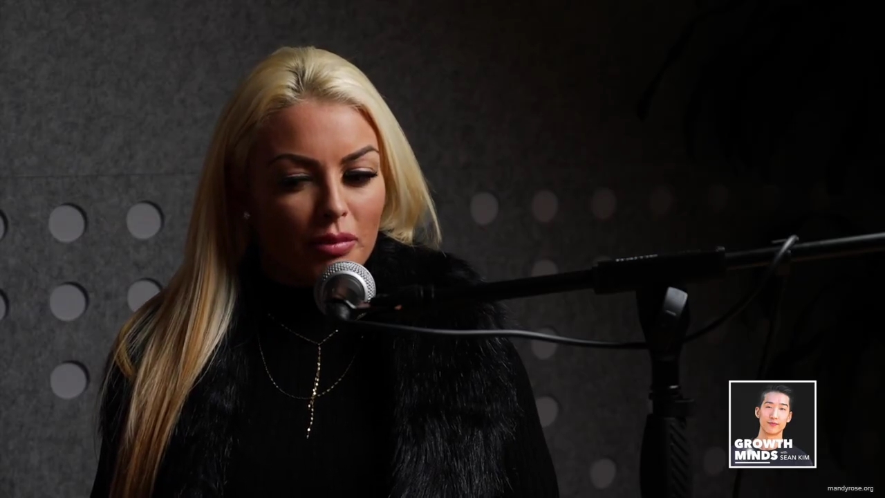 WWE_Superstar_Mandy_Rose_on_Dealing_With_People_Who_Underestimate_You_mp40277.jpg