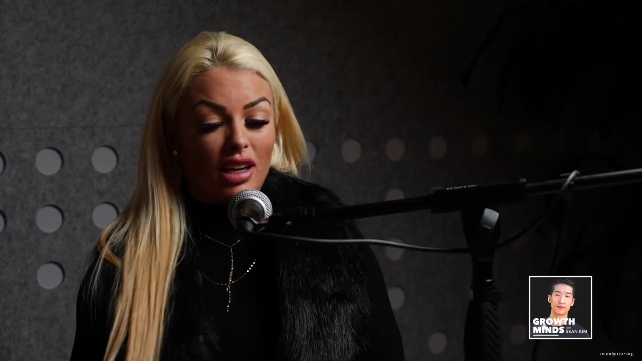 WWE_Superstar_Mandy_Rose_on_Dealing_With_People_Who_Underestimate_You_mp40293.jpg