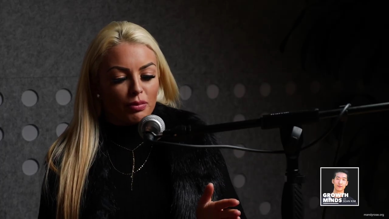 WWE_Superstar_Mandy_Rose_on_Dealing_With_People_Who_Underestimate_You_mp40323.jpg