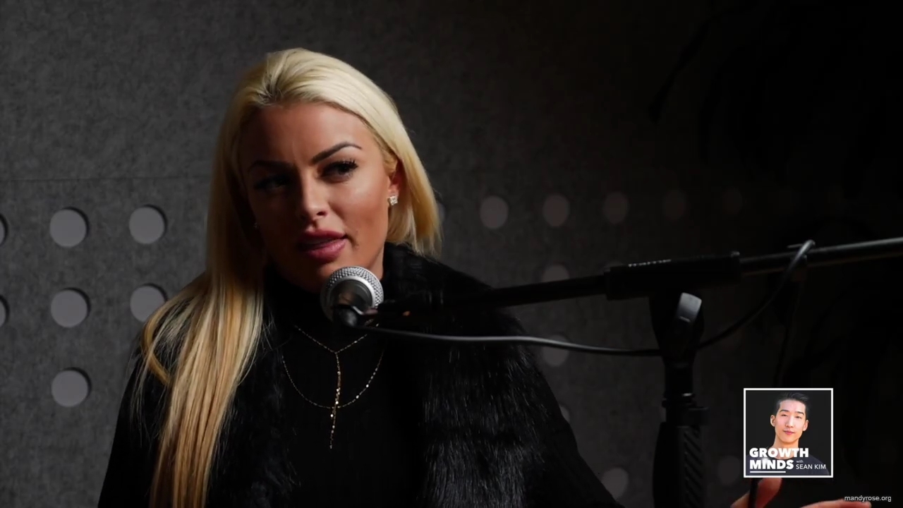 WWE_Superstar_Mandy_Rose_on_Dealing_With_People_Who_Underestimate_You_mp40331.jpg