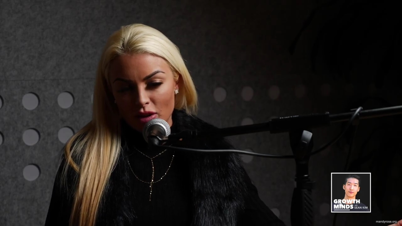 WWE_Superstar_Mandy_Rose_on_Dealing_With_People_Who_Underestimate_You_mp40335.jpg
