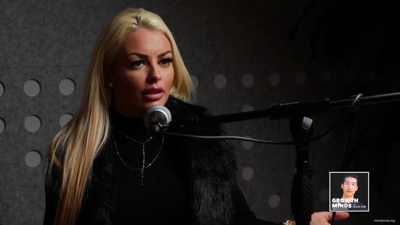 WWE_Superstar_Mandy_Rose_on_Dealing_With_People_Who_Underestimate_You_mp40405.jpg