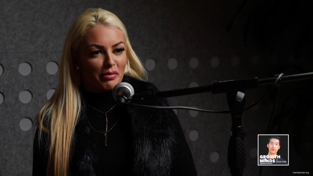 WWE_Superstar_Mandy_Rose_on_Dealing_With_People_Who_Underestimate_You_mp40420.jpg
