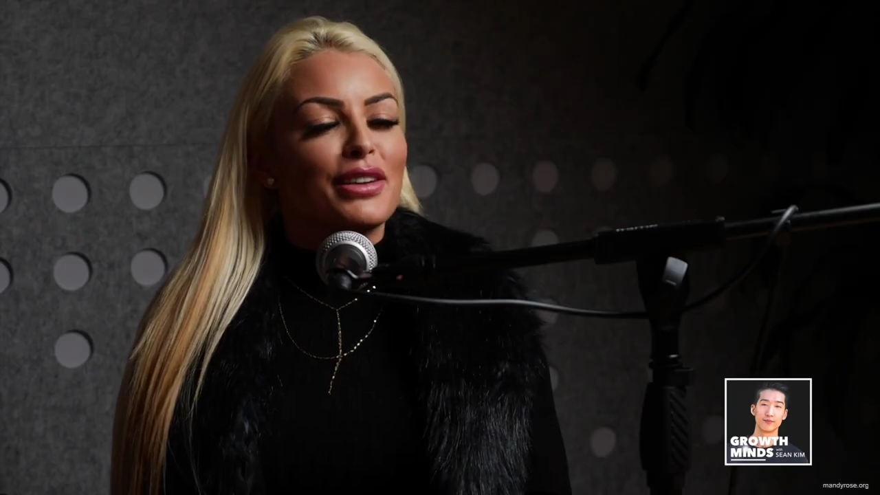WWE_Superstar_Mandy_Rose_on_Dealing_With_People_Who_Underestimate_You_mp40494.jpg