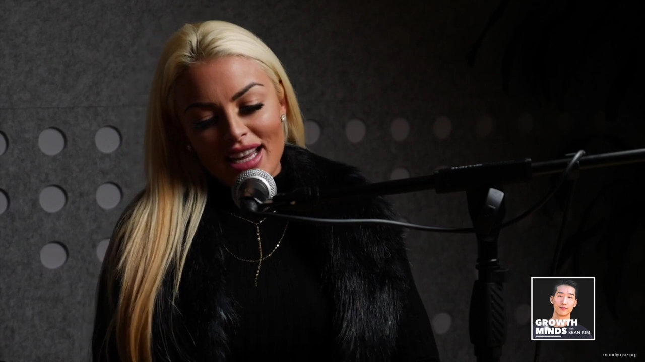 WWE_Superstar_Mandy_Rose_on_Dealing_With_People_Who_Underestimate_You_mp40521.jpg