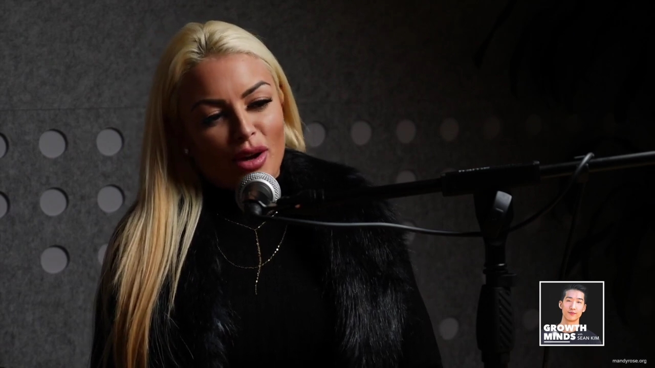 WWE_Superstar_Mandy_Rose_on_Dealing_With_People_Who_Underestimate_You_mp40522.jpg
