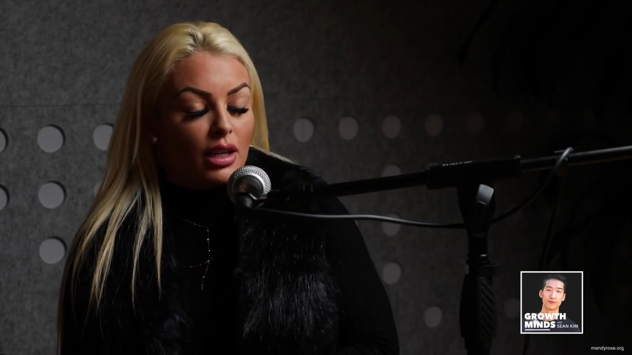 WWE_Superstar_Mandy_Rose_on_Dealing_With_People_Who_Underestimate_You_mp40668.jpg