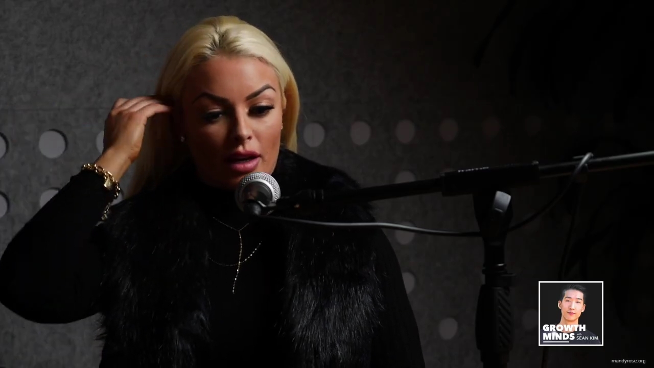 WWE_Superstar_Mandy_Rose_on_Dealing_With_People_Who_Underestimate_You_mp40732.jpg