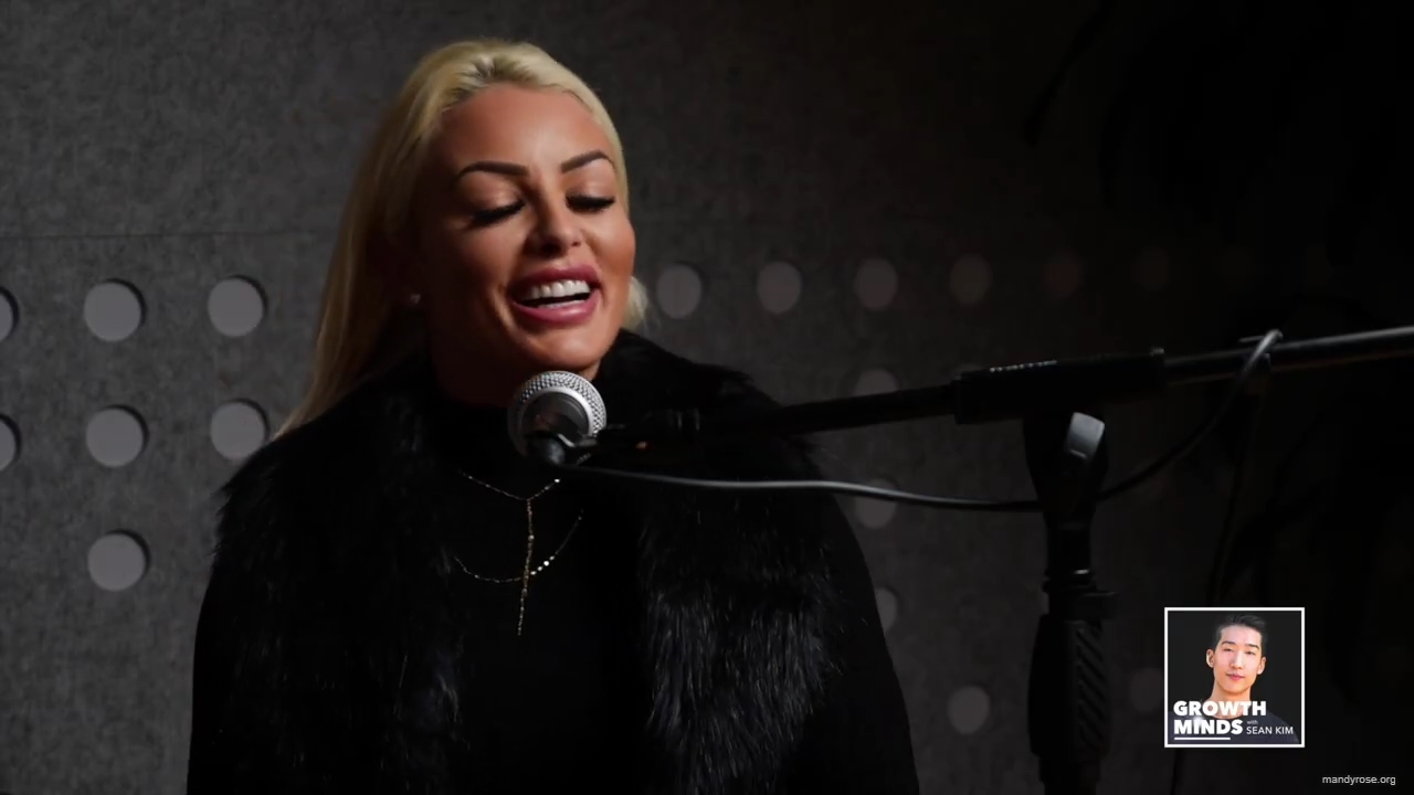 WWE_Superstar_Mandy_Rose_on_Dealing_With_People_Who_Underestimate_You_mp40805.jpg