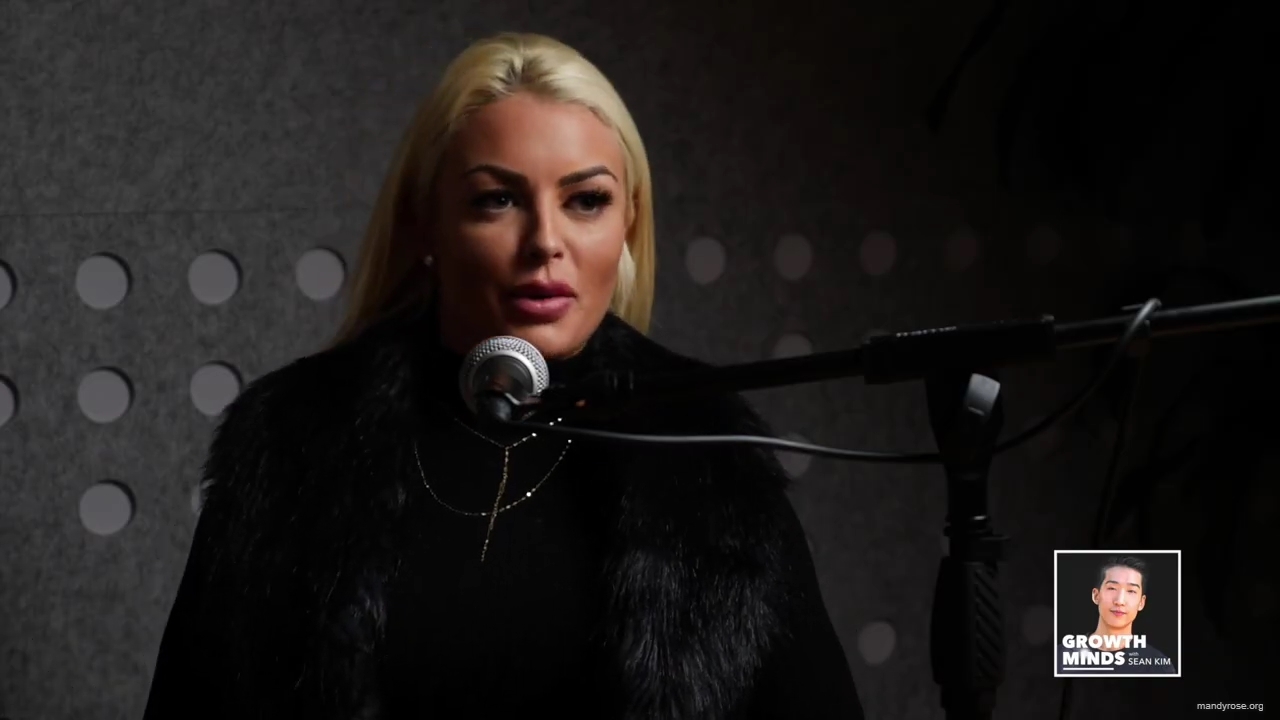 WWE_Superstar_Mandy_Rose_on_Dealing_With_People_Who_Underestimate_You_mp40811.jpg