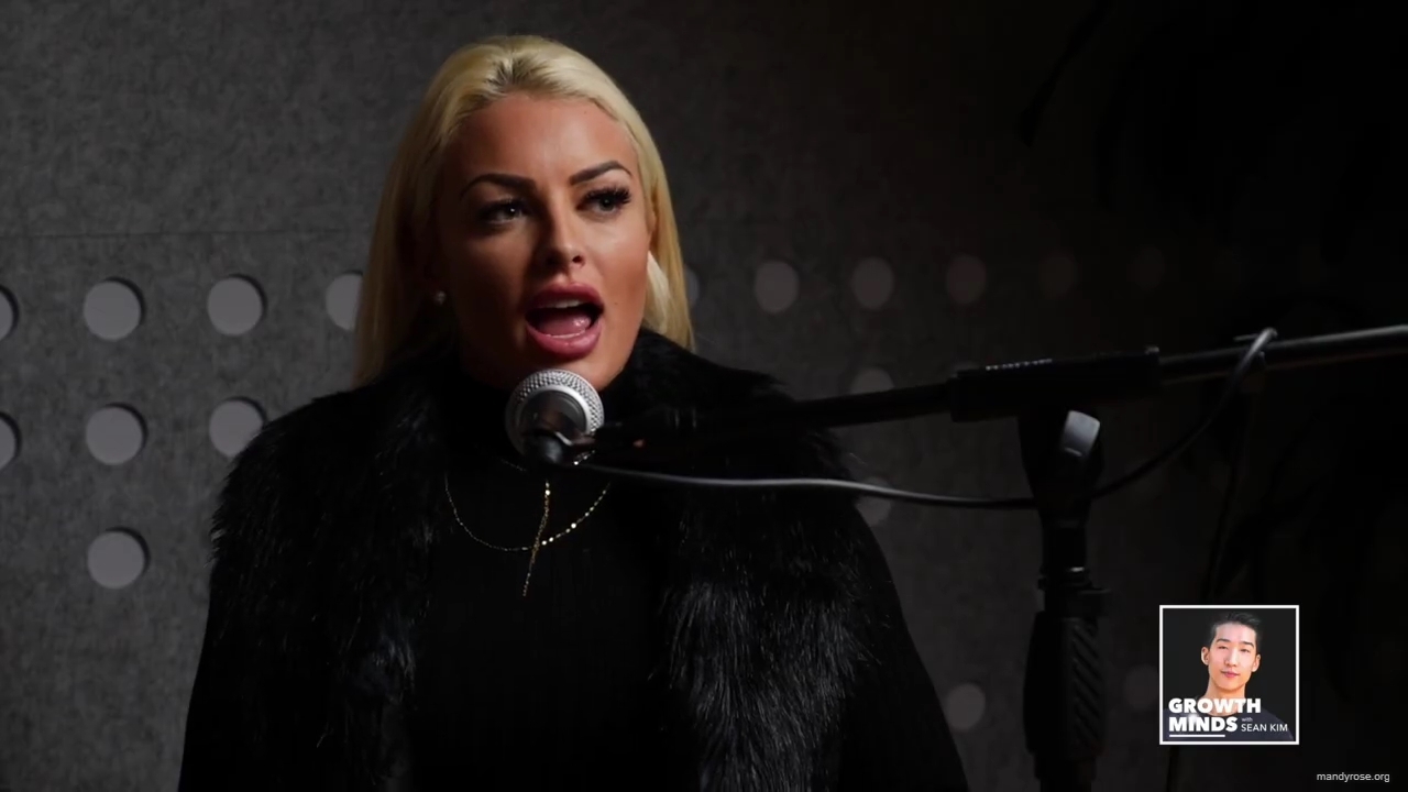 WWE_Superstar_Mandy_Rose_on_Dealing_With_People_Who_Underestimate_You_mp40812.jpg