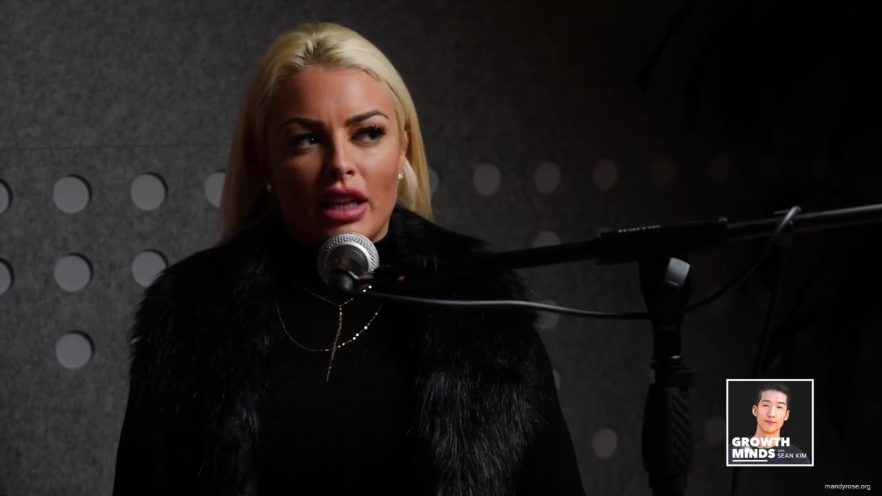 WWE_Superstar_Mandy_Rose_on_Dealing_With_People_Who_Underestimate_You_mp40813.jpg