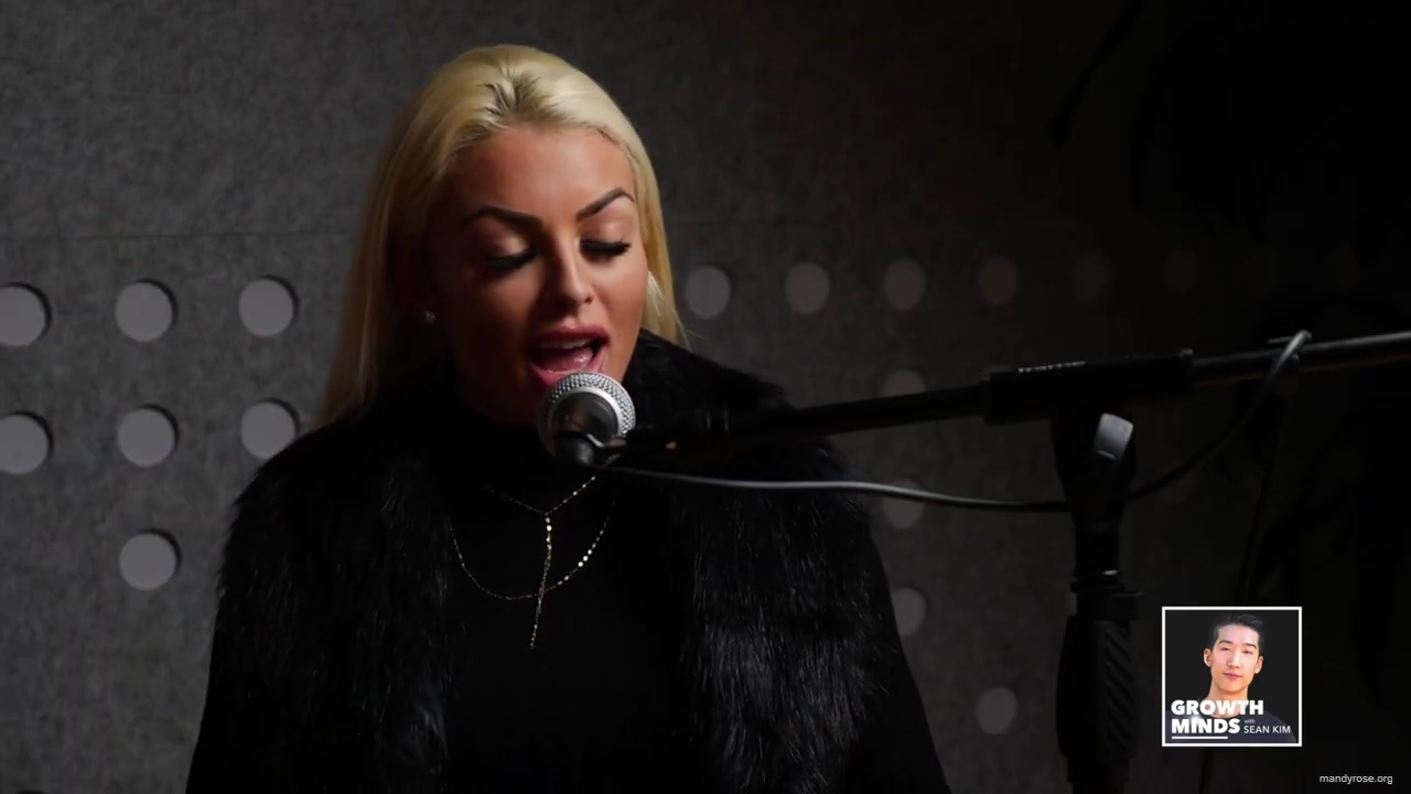 WWE_Superstar_Mandy_Rose_on_Dealing_With_People_Who_Underestimate_You_mp40821.jpg
