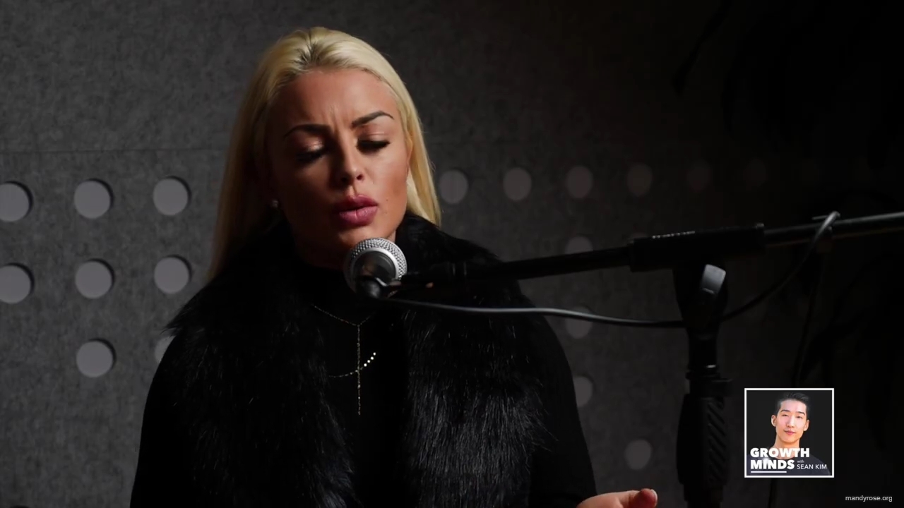 WWE_Superstar_Mandy_Rose_on_Dealing_With_People_Who_Underestimate_You_mp40972.jpg