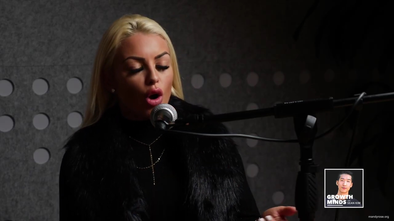 WWE_Superstar_Mandy_Rose_on_Dealing_With_People_Who_Underestimate_You_mp41048.jpg
