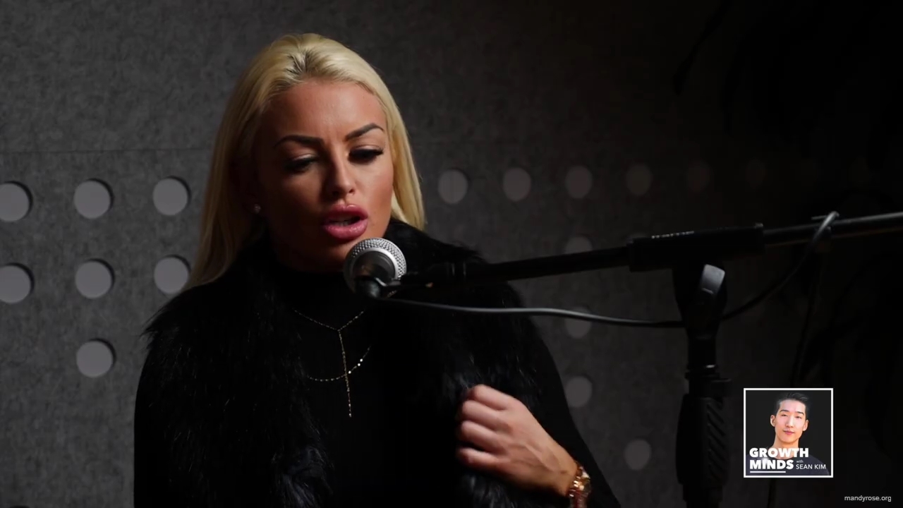 WWE_Superstar_Mandy_Rose_on_Dealing_With_People_Who_Underestimate_You_mp41055.jpg