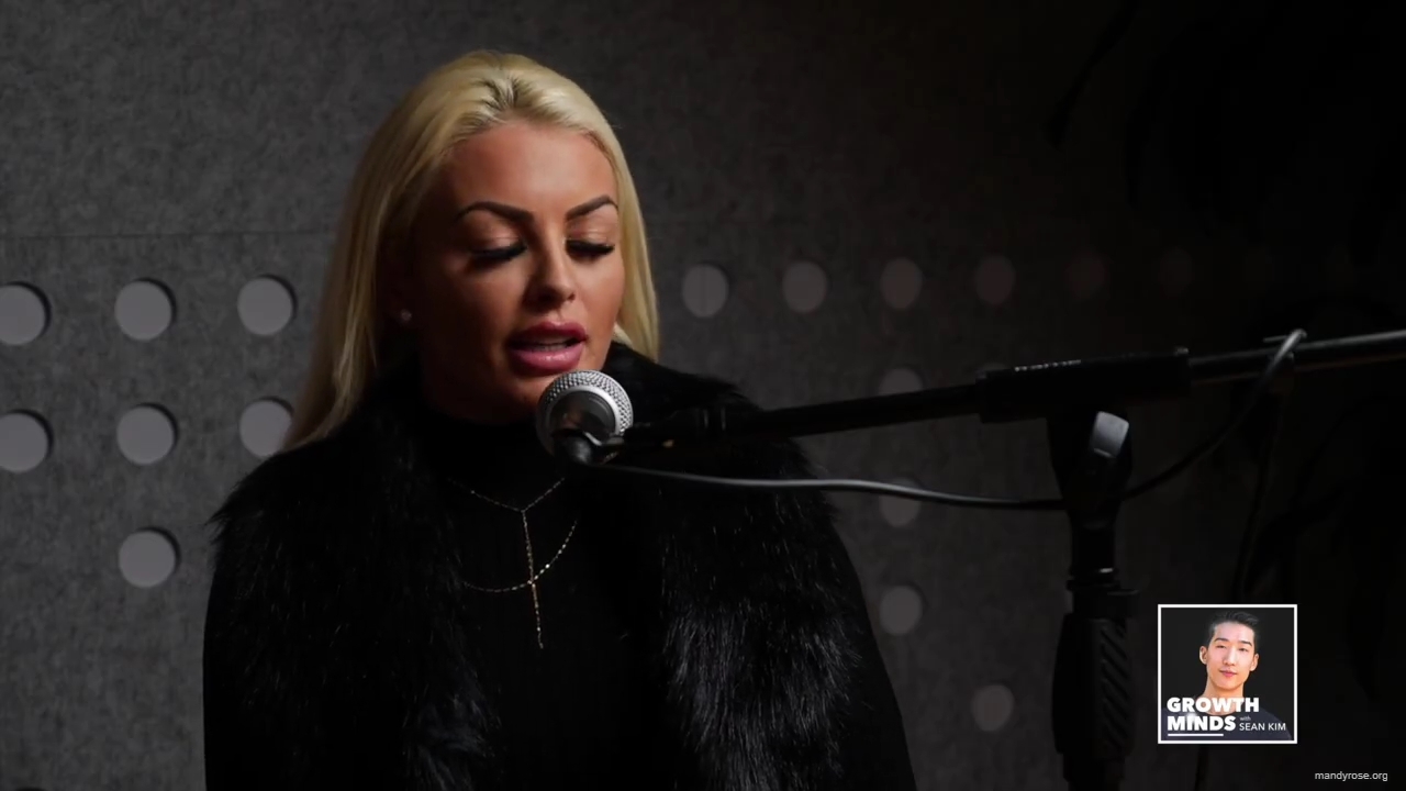 WWE_Superstar_Mandy_Rose_on_Dealing_With_People_Who_Underestimate_You_mp41191.jpg
