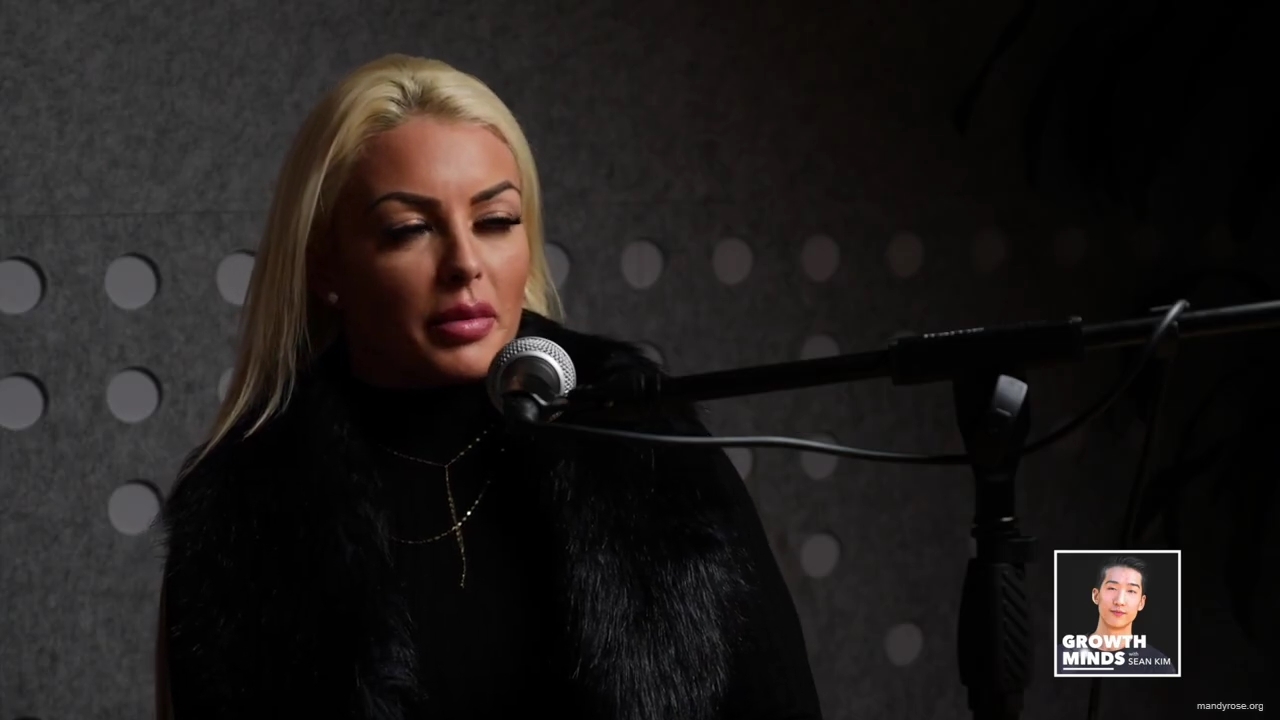 WWE_Superstar_Mandy_Rose_on_Dealing_With_People_Who_Underestimate_You_mp41456.jpg