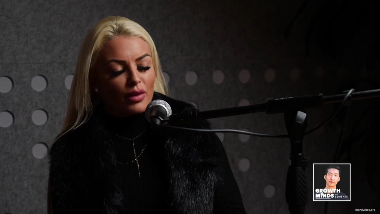 WWE_Superstar_Mandy_Rose_on_Dealing_With_People_Who_Underestimate_You_mp41525.jpg