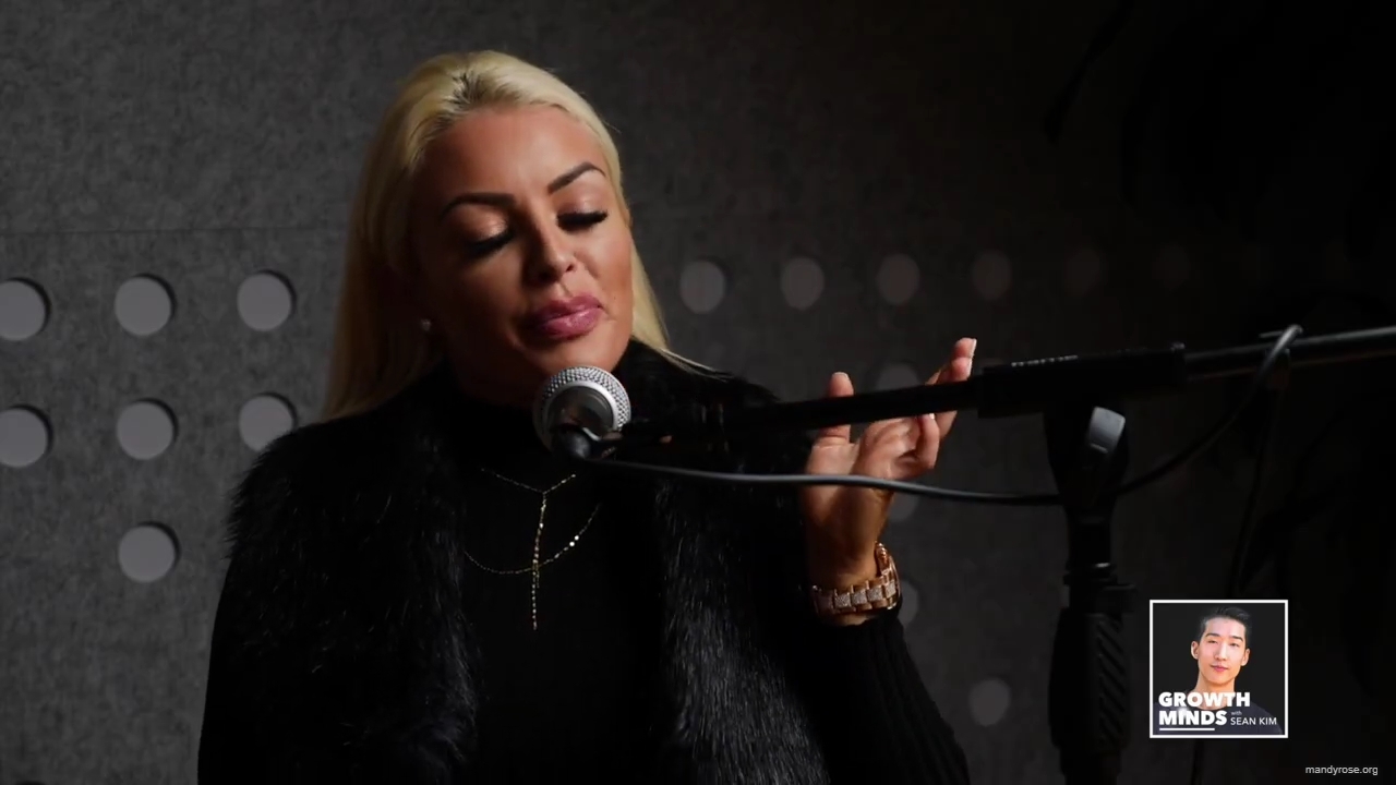 WWE_Superstar_Mandy_Rose_on_Dealing_With_People_Who_Underestimate_You_mp41671.jpg