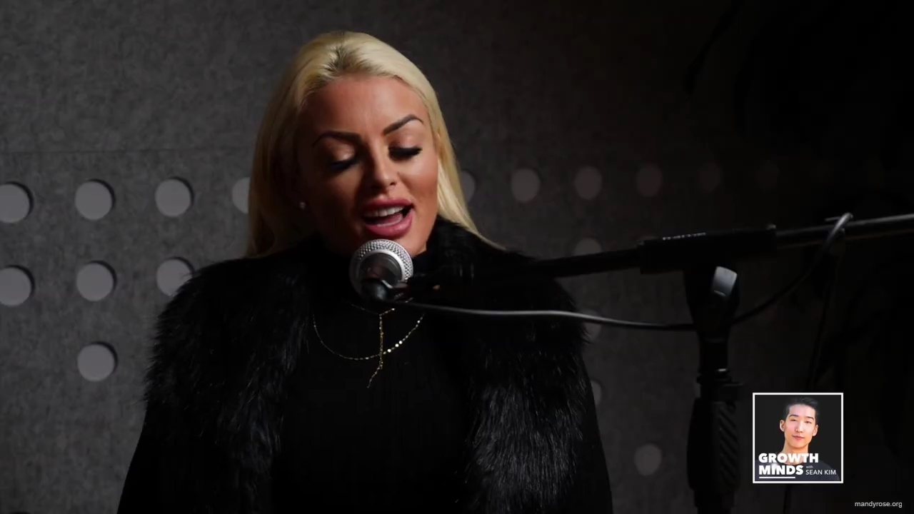 WWE_Superstar_Mandy_Rose_on_Dealing_With_People_Who_Underestimate_You_mp41924.jpg
