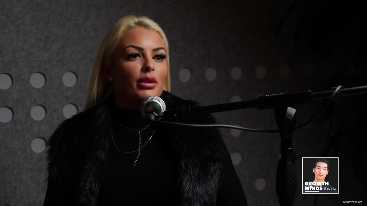 WWE_Superstar_Mandy_Rose_on_Dealing_With_People_Who_Underestimate_You_mp42044.jpg