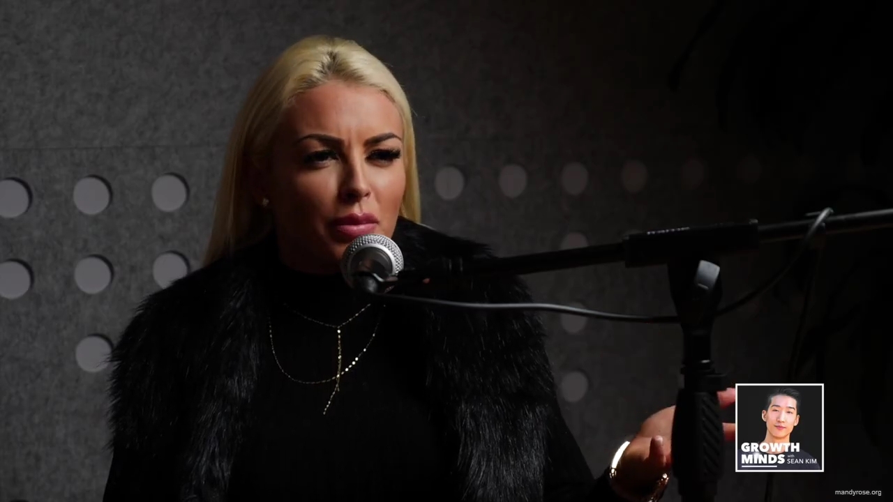 WWE_Superstar_Mandy_Rose_on_Dealing_With_People_Who_Underestimate_You_mp42045.jpg