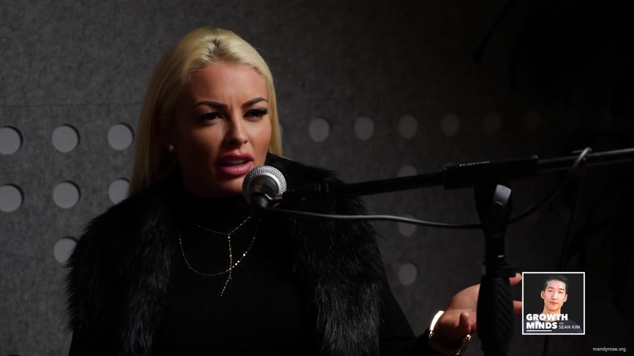 WWE_Superstar_Mandy_Rose_on_Dealing_With_People_Who_Underestimate_You_mp42046.jpg