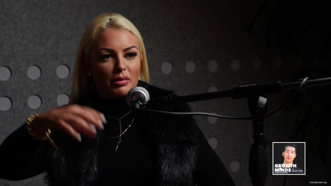 WWE_Superstar_Mandy_Rose_on_Dealing_With_People_Who_Underestimate_You_mp42059.jpg