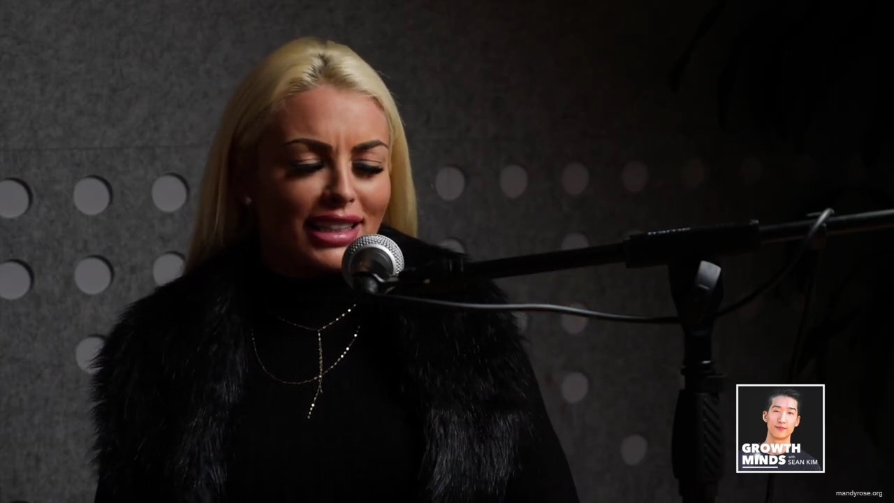 WWE_Superstar_Mandy_Rose_on_Dealing_With_People_Who_Underestimate_You_mp42106.jpg