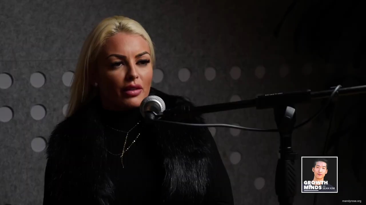 WWE_Superstar_Mandy_Rose_on_Dealing_With_People_Who_Underestimate_You_mp42175.jpg