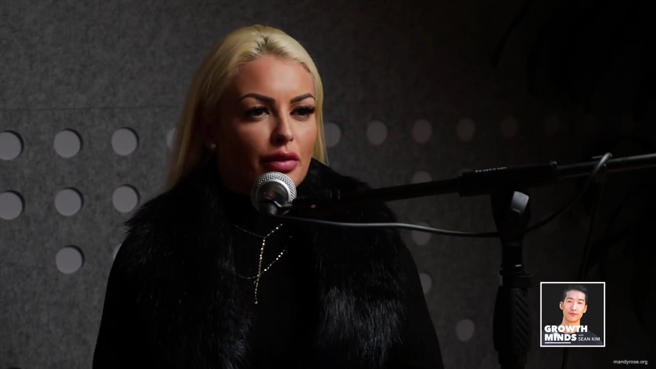 WWE_Superstar_Mandy_Rose_on_Dealing_With_People_Who_Underestimate_You_mp42238.jpg