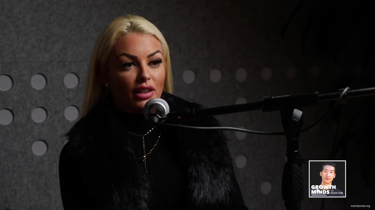 WWE_Superstar_Mandy_Rose_on_Dealing_With_People_Who_Underestimate_You_mp42245.jpg