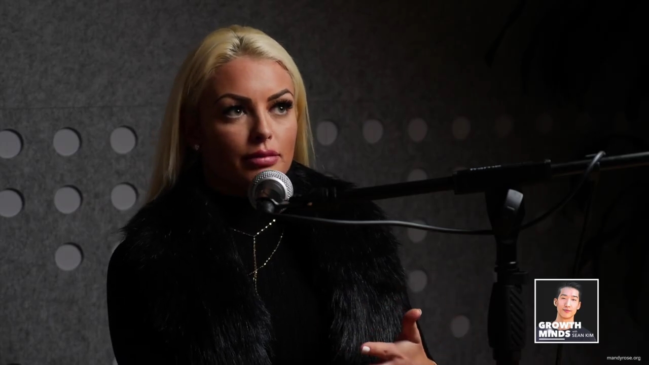 WWE_Superstar_Mandy_Rose_on_Dealing_With_People_Who_Underestimate_You_mp42285.jpg