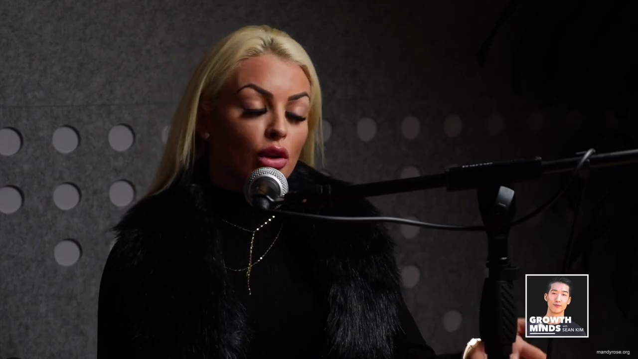 WWE_Superstar_Mandy_Rose_on_Dealing_With_People_Who_Underestimate_You_mp42291.jpg